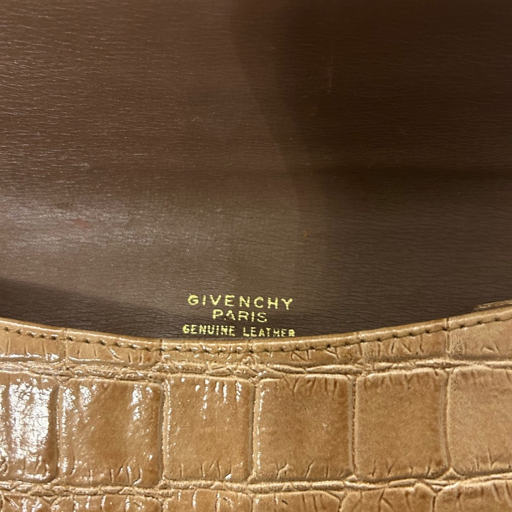 Vintage Givenchy Paris Genuine Leather Crossbody Bag - Picture 4 of 4
